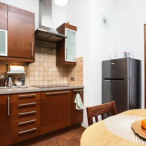 Apartment Vinci